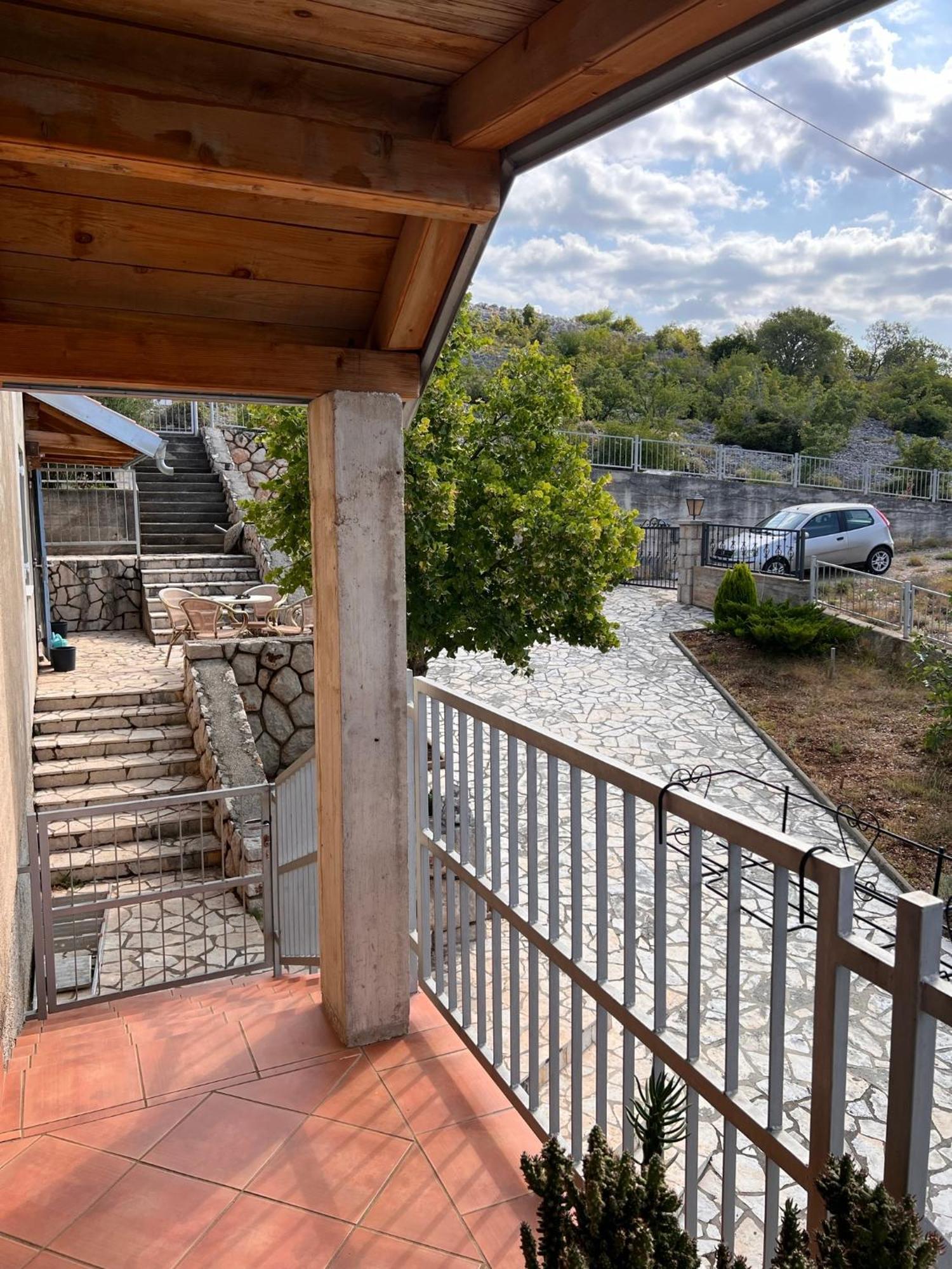 Apartment Zezelj, Tribanj Kruscica Kültér fotó